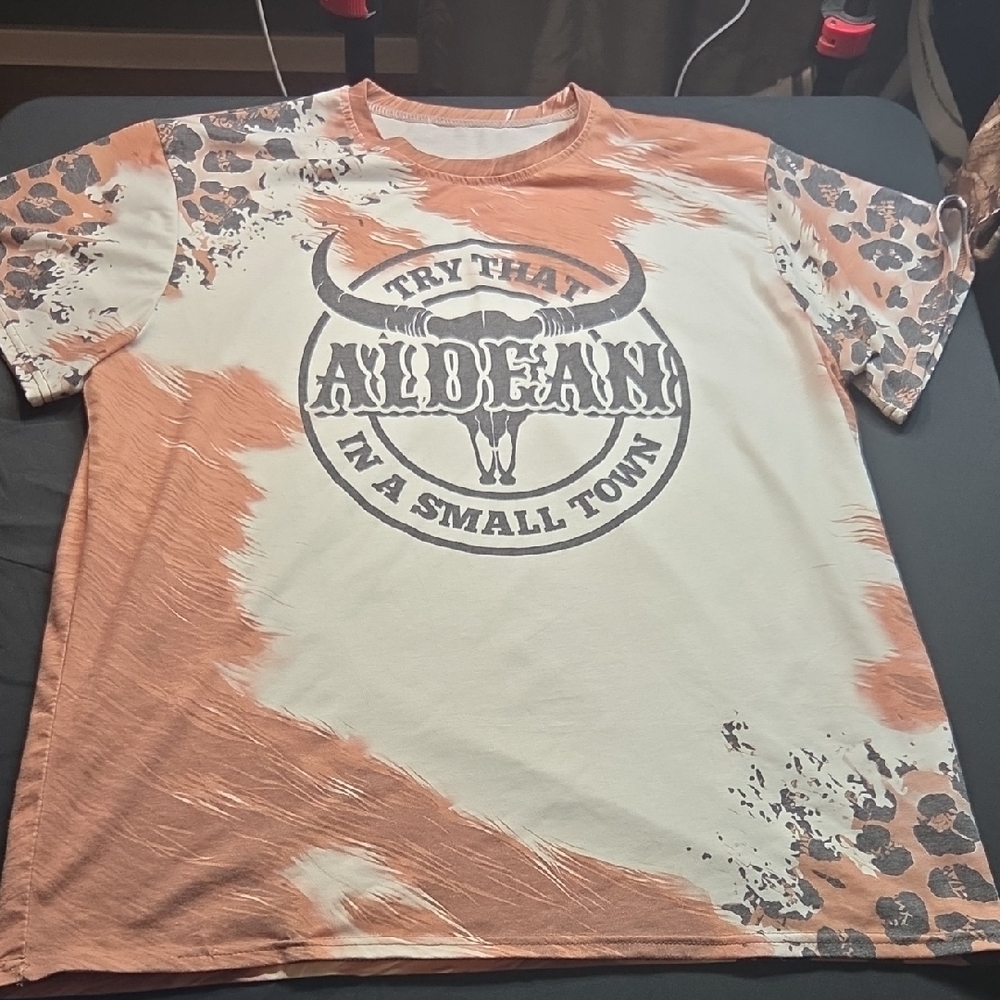 Womens Jason Aldean "Try That In A Small Town" Graphic Tee Size 2XL
